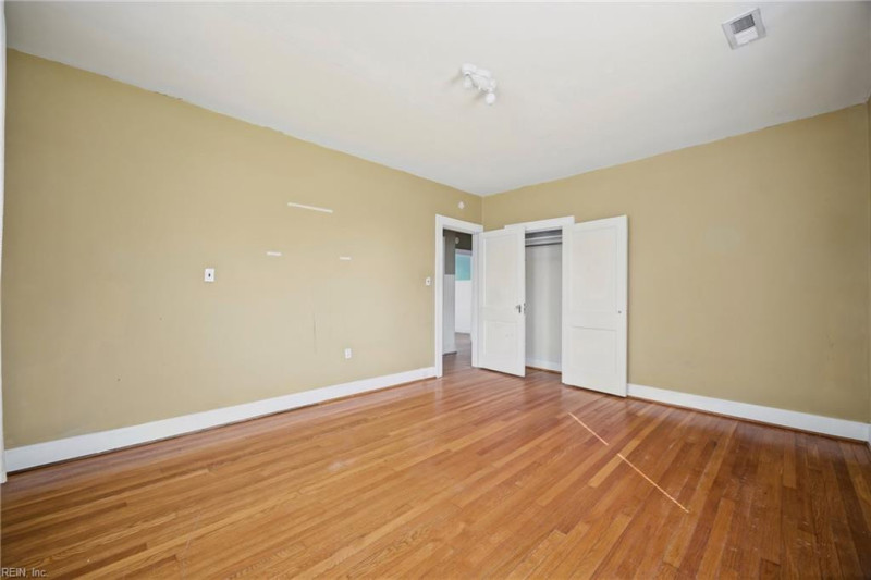 Photo 25 of 44 residential for sale in Hampton virginia