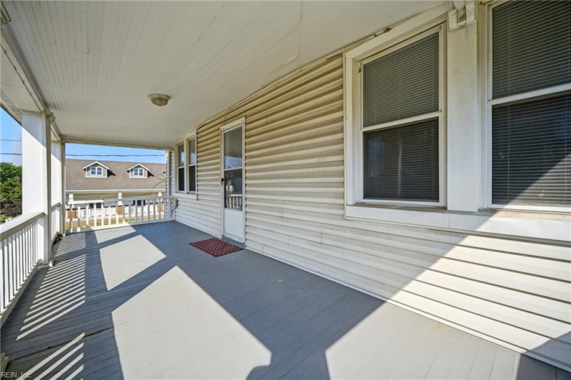 Photo 3 of 44 residential for sale in Hampton virginia