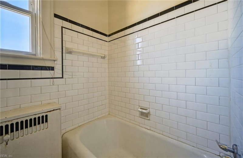 Photo 30 of 44 residential for sale in Hampton virginia