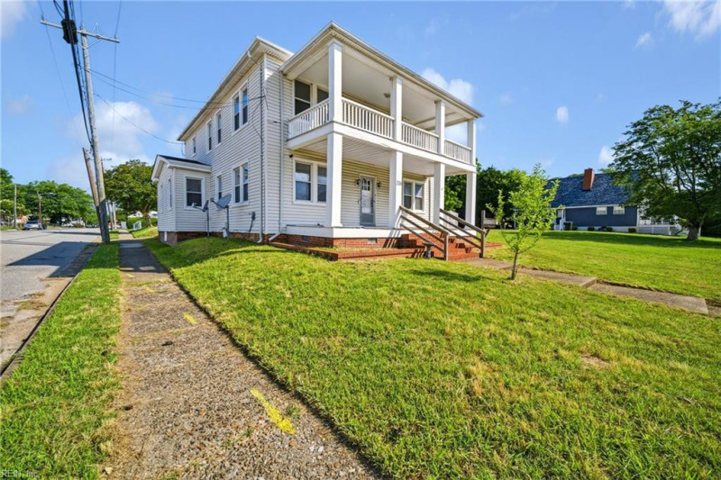 Photo 33 of 44 residential for sale in Hampton virginia