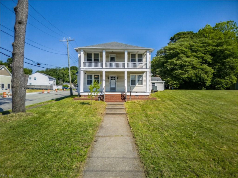 Photo 37 of 44 residential for sale in Hampton virginia
