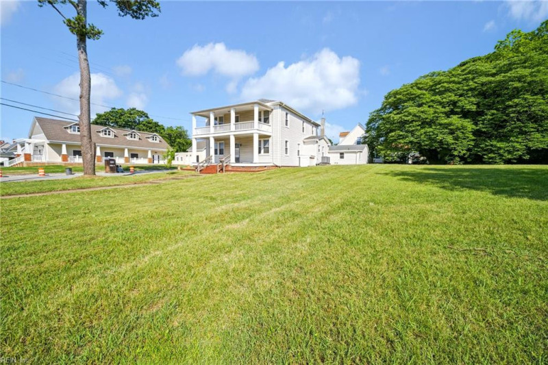 Photo 40 of 44 residential for sale in Hampton virginia