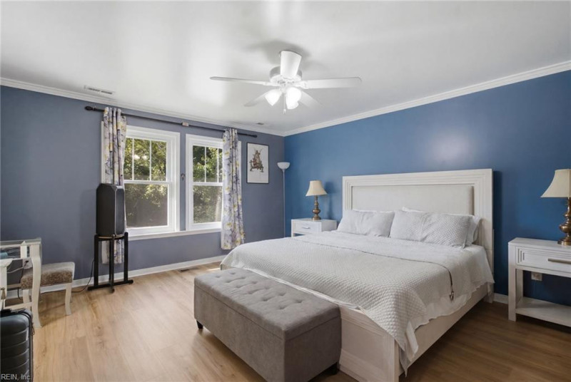 Photo 25 of 48 residential for sale in Virginia Beach virginia