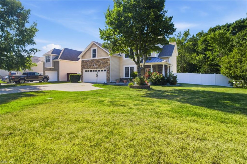 Photo 3 of 48 residential for sale in Virginia Beach virginia