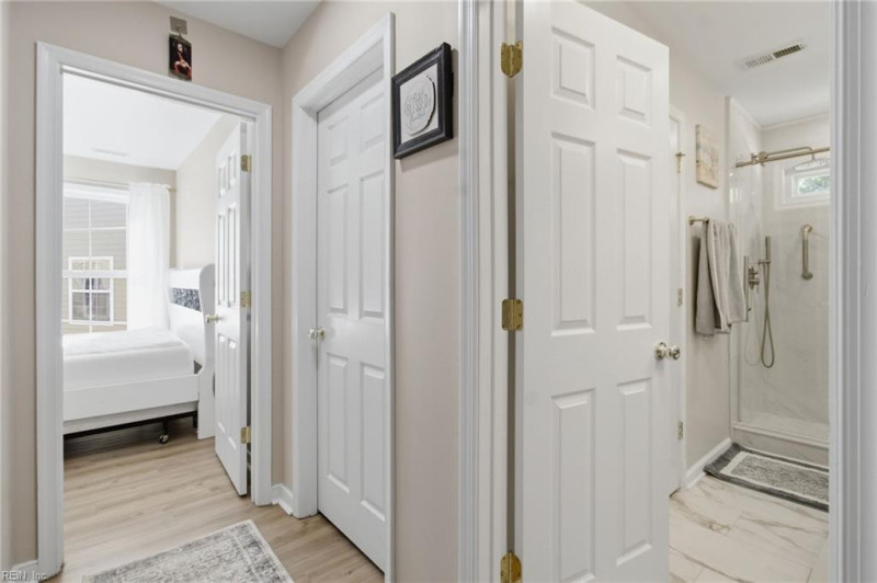 Photo 33 of 48 residential for sale in Virginia Beach virginia