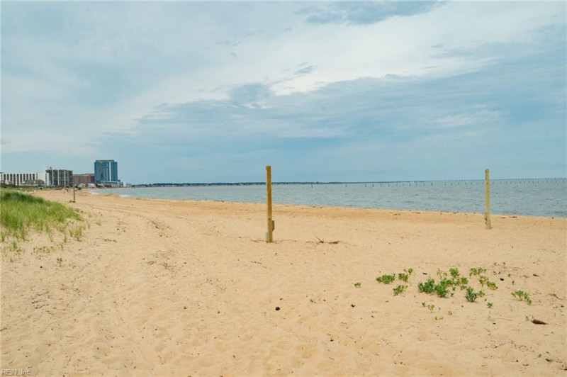 Photo 36 of 41 residential for sale in Virginia Beach virginia