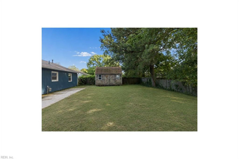 Photo 22 of 37 residential for sale in Hampton virginia