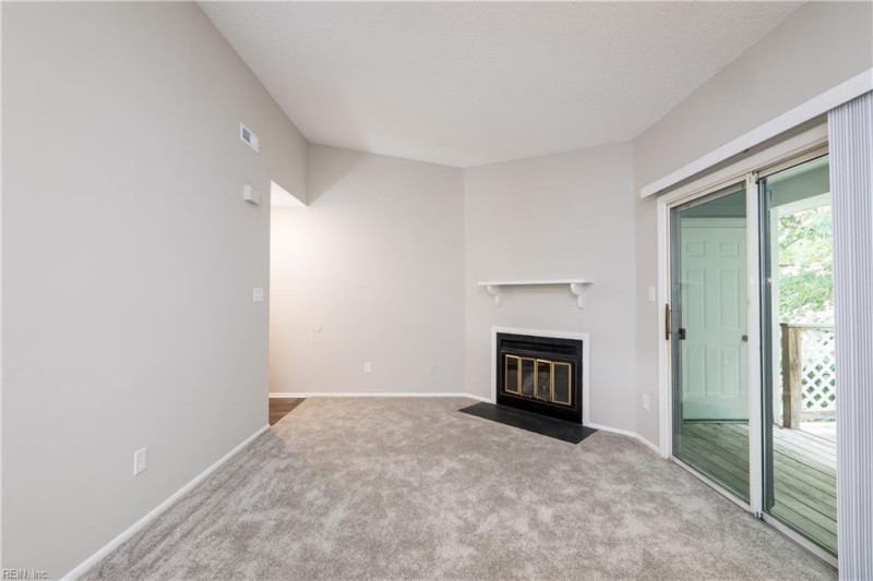 Photo 10 of 19 residential for sale in Virginia Beach virginia