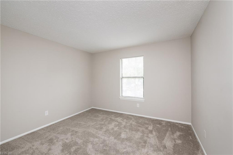 Photo 12 of 19 residential for sale in Virginia Beach virginia