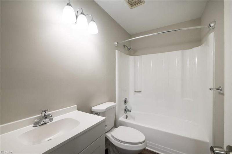 Photo 17 of 19 residential for sale in Virginia Beach virginia