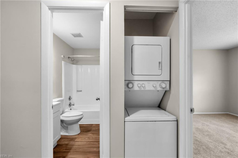 Photo 18 of 19 residential for sale in Virginia Beach virginia