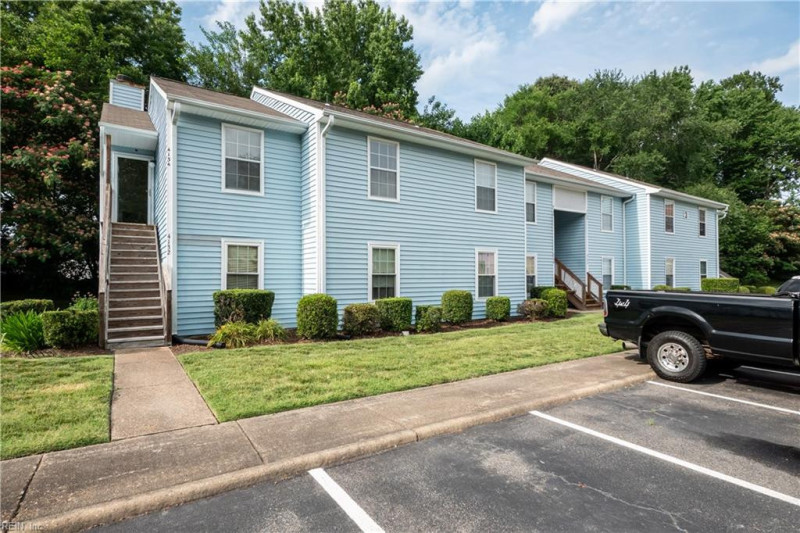 Photo 2 of 19 residential for sale in Virginia Beach virginia