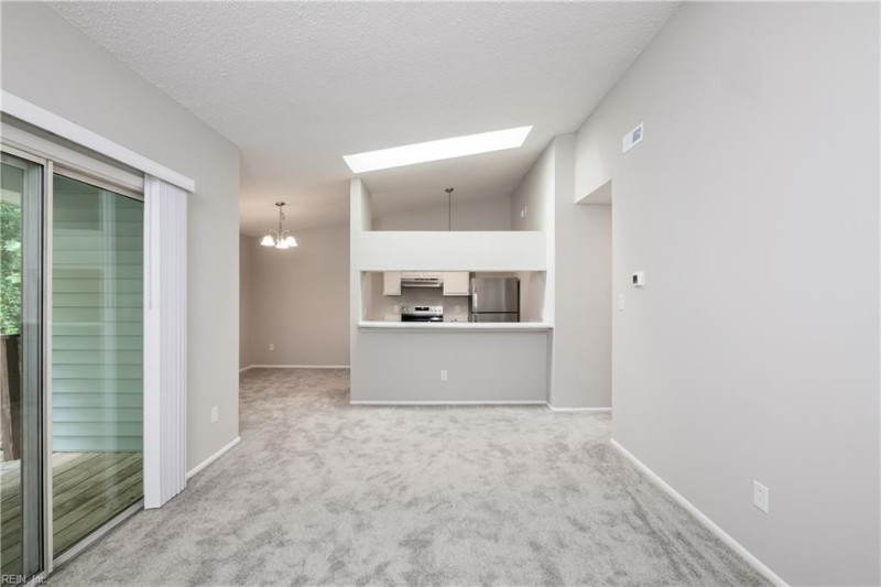 Photo 5 of 19 residential for sale in Virginia Beach virginia