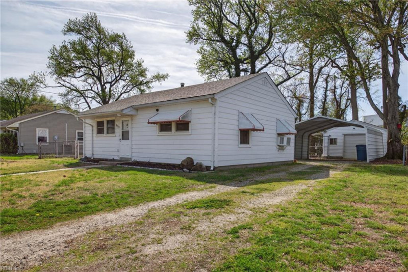 Photo 19 of 25 residential for sale in Chesapeake virginia