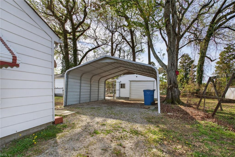 Photo 23 of 25 residential for sale in Chesapeake virginia