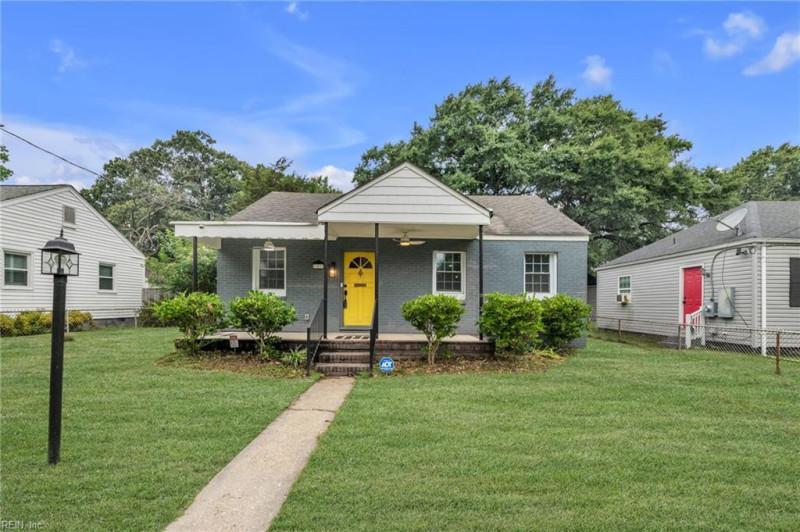 Photo 1 of 39 residential for sale in Portsmouth virginia