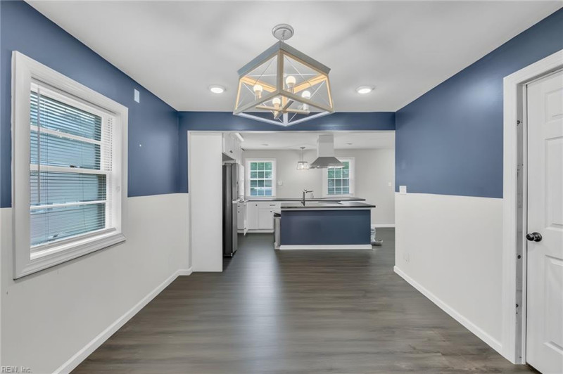 Photo 14 of 39 residential for sale in Portsmouth virginia