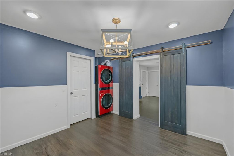 Photo 16 of 39 residential for sale in Portsmouth virginia