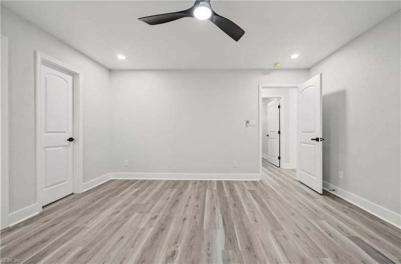 Photo 25 of 32 residential for sale in Norfolk virginia