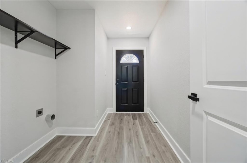 Photo 28 of 32 residential for sale in Norfolk virginia