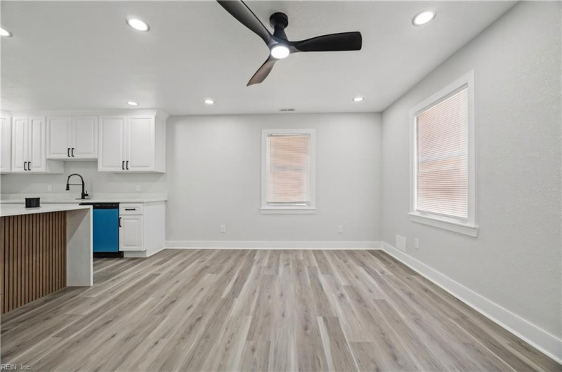 Photo 8 of 32 residential for sale in Norfolk virginia