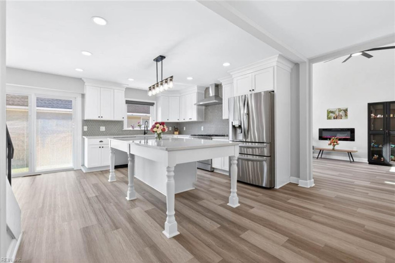 Photo 12 of 50 residential for sale in Virginia Beach virginia