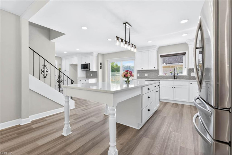 Photo 13 of 50 residential for sale in Virginia Beach virginia