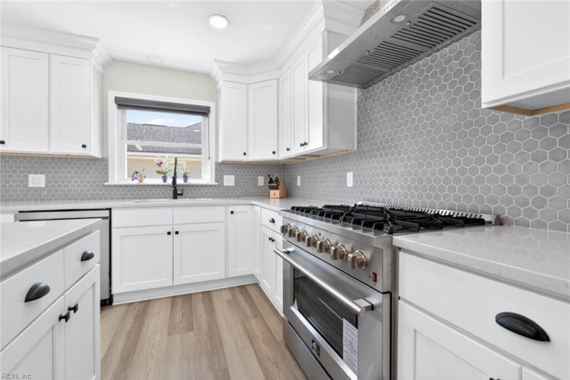 Photo 15 of 50 residential for sale in Virginia Beach virginia