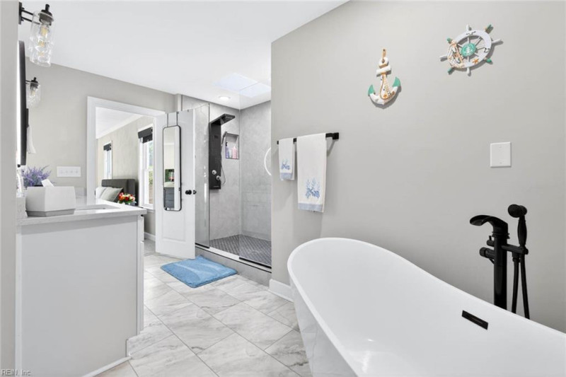 Photo 29 of 50 residential for sale in Virginia Beach virginia