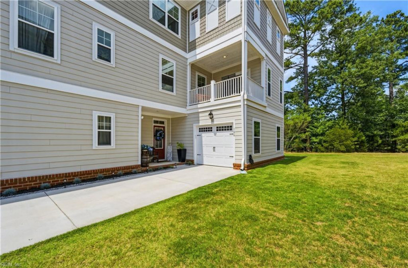 Photo 1 of 33 residential for sale in York County virginia