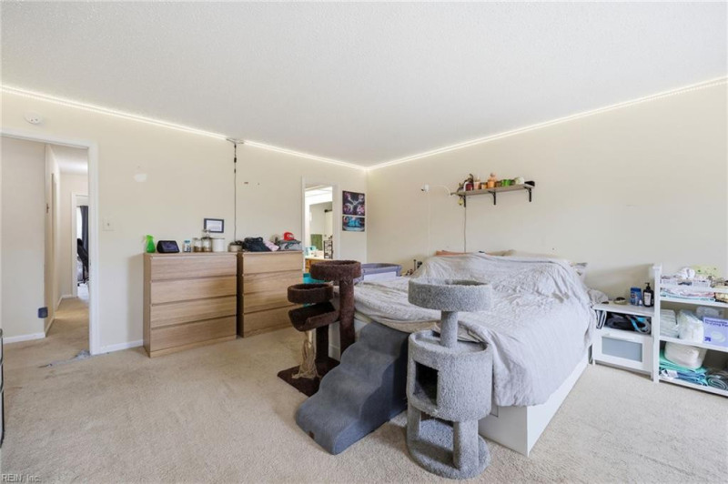 Photo 25 of 40 residential for sale in Virginia Beach virginia