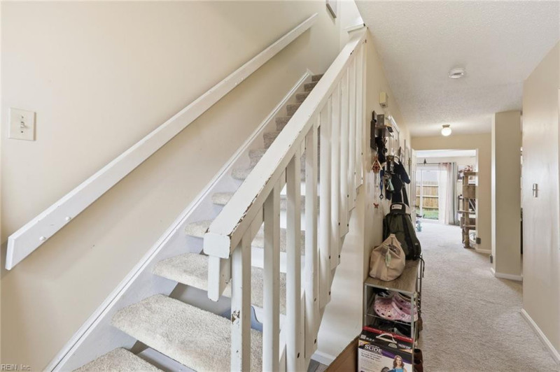 Photo 3 of 40 residential for sale in Virginia Beach virginia