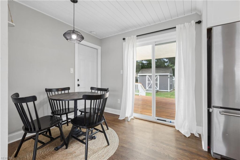 Photo 11 of 35 residential for sale in Virginia Beach virginia