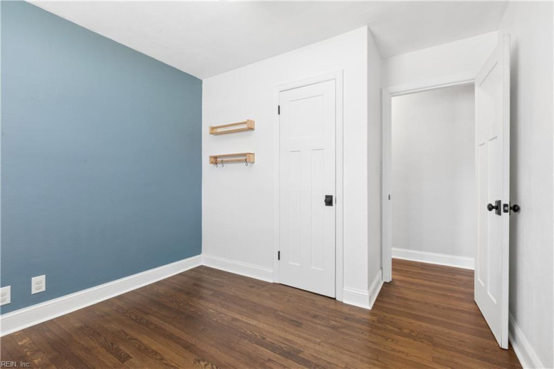 Photo 19 of 35 residential for sale in Virginia Beach virginia
