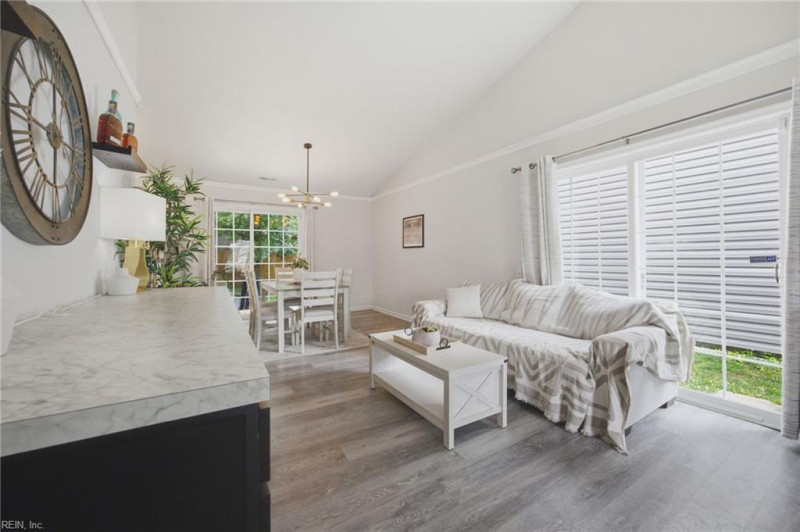 Photo 12 of 27 residential for sale in Virginia Beach virginia