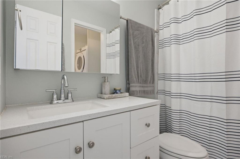 Photo 8 of 27 residential for sale in Virginia Beach virginia
