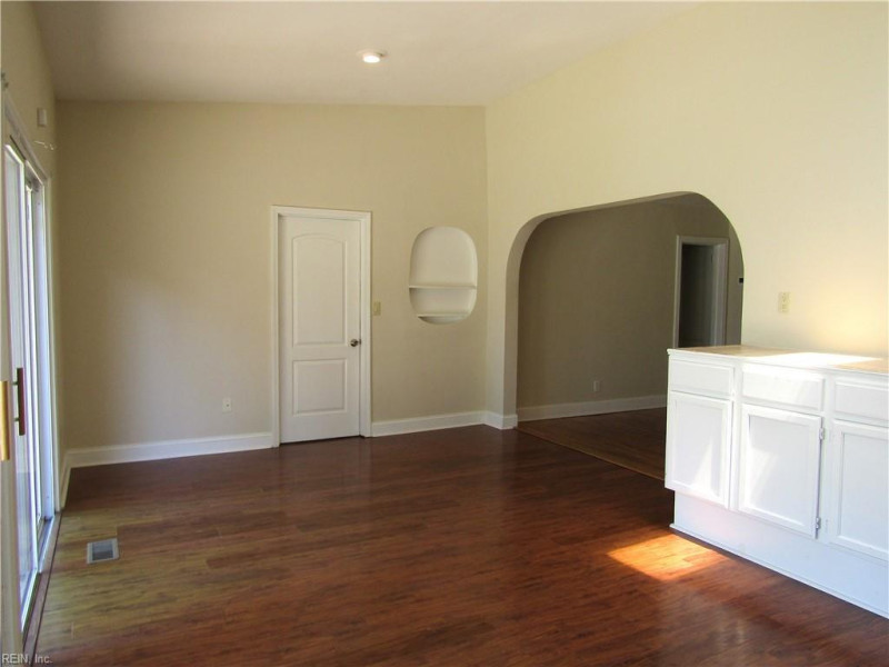 Photo 23 of 49 residential for sale in Norfolk virginia Photo 23 of 49 residential for sale in Norfolk virginia