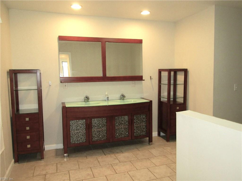 Photo 27 of 49 residential for sale in Norfolk virginia Photo 27 of 49 residential for sale in Norfolk virginia