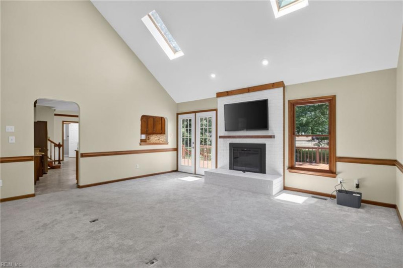Photo 6 of 50 residential for sale in Chesapeake virginia Photo 6 of 50 residential for sale in Chesapeake virginia