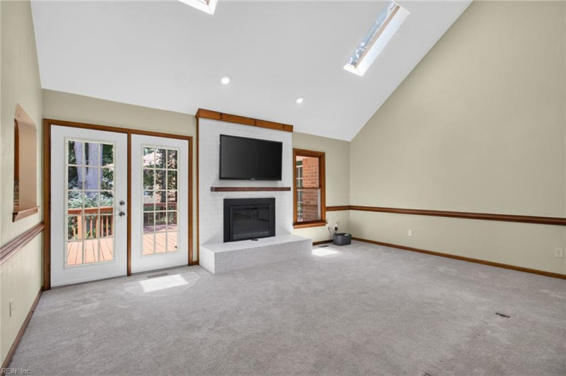 Photo 7 of 50 residential for sale in Chesapeake virginia Photo 7 of 50 residential for sale in Chesapeake virginia