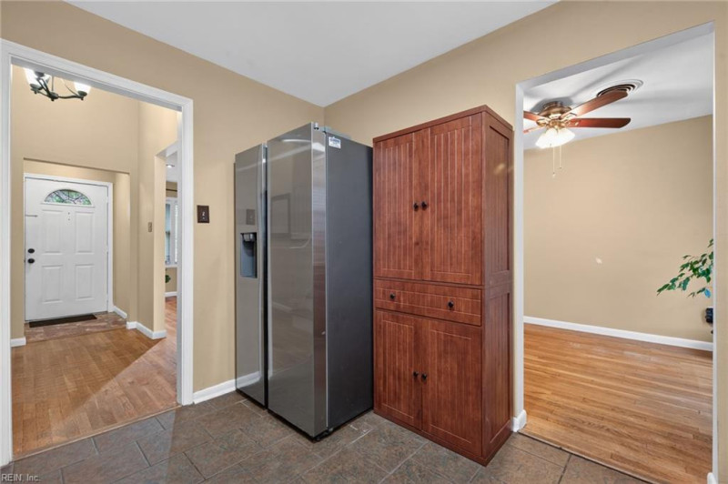Photo 10 of 30 residential for sale in Virginia Beach virginia