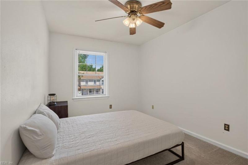 Photo 14 of 26 residential for sale in Virginia Beach virginia