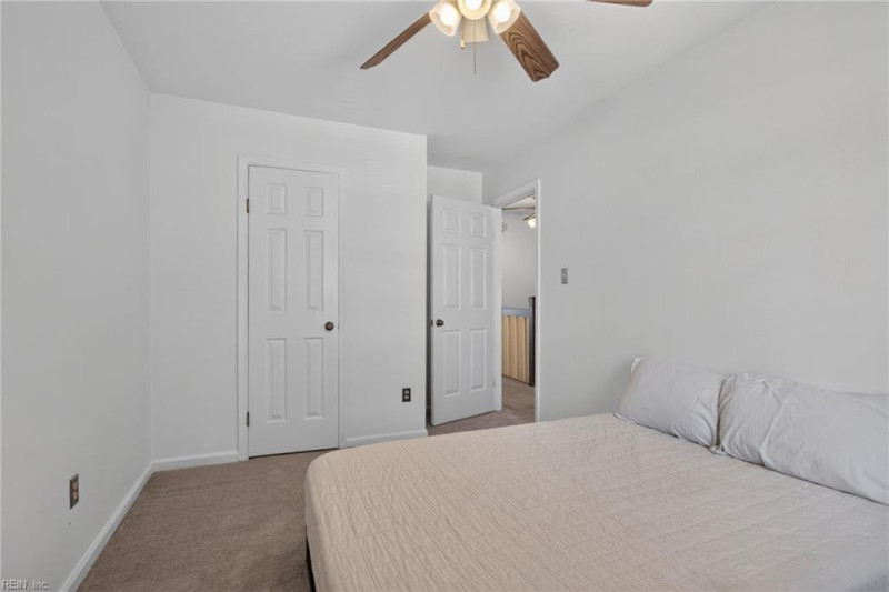 Photo 15 of 26 residential for sale in Virginia Beach virginia