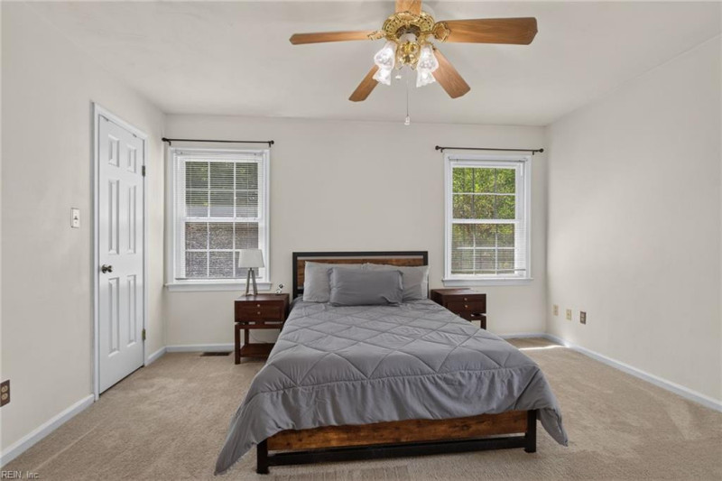 Photo 17 of 26 residential for sale in Virginia Beach virginia