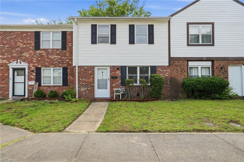 Photo 1 of 24 residential for sale in Virginia Beach virginia