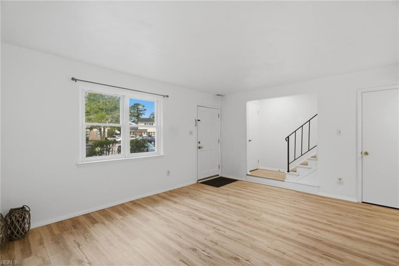 Photo 14 of 24 residential for sale in Virginia Beach virginia