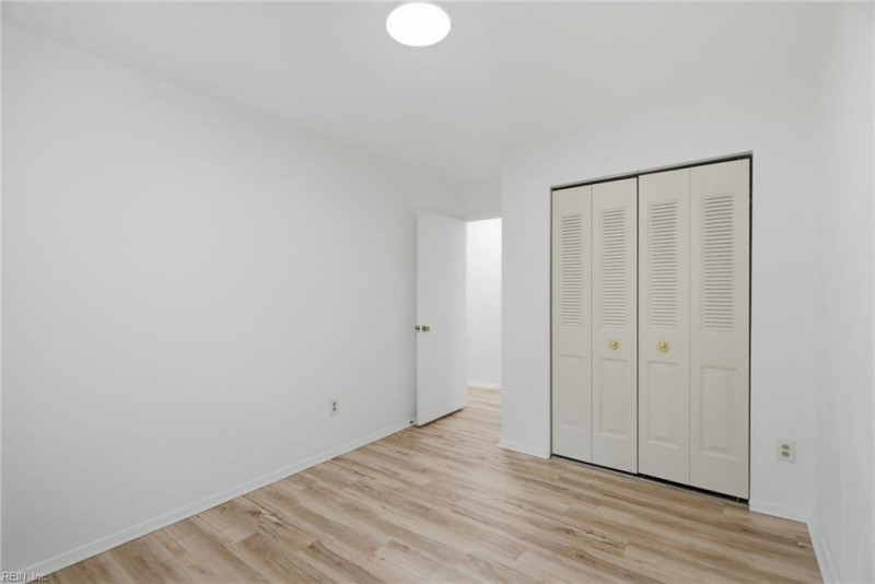 Photo 19 of 24 residential for sale in Virginia Beach virginia