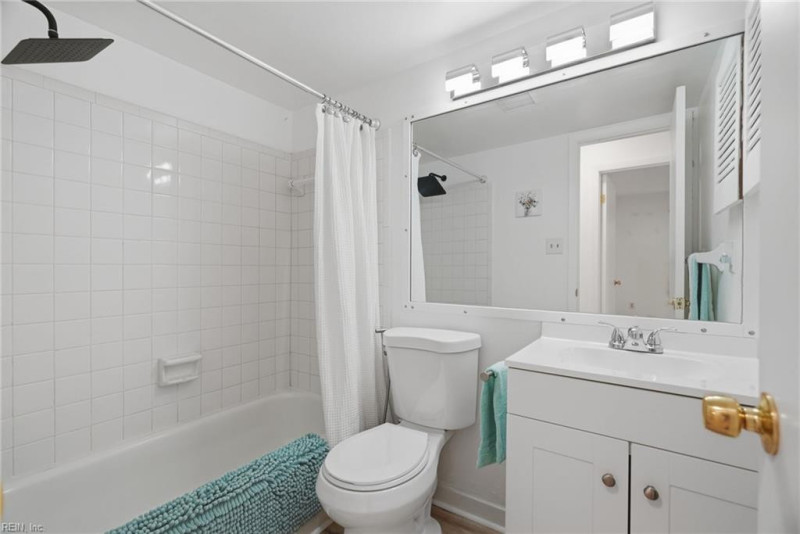 Photo 20 of 24 residential for sale in Virginia Beach virginia