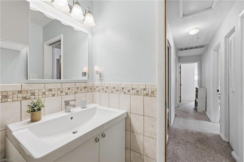 Photo 19 of 40 residential for sale in Virginia Beach virginia