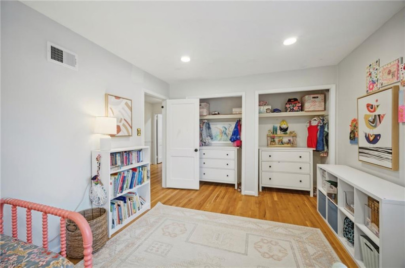 Photo 27 of 50 residential for sale in Virginia Beach virginia